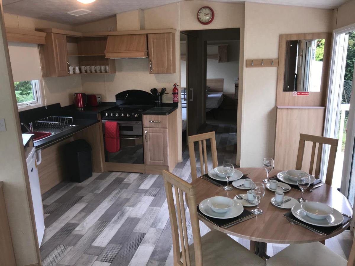 Accessible Wheelchair Friendly Caravan, Lg24, Shanklin, Isle Of Wight Bagian luar foto